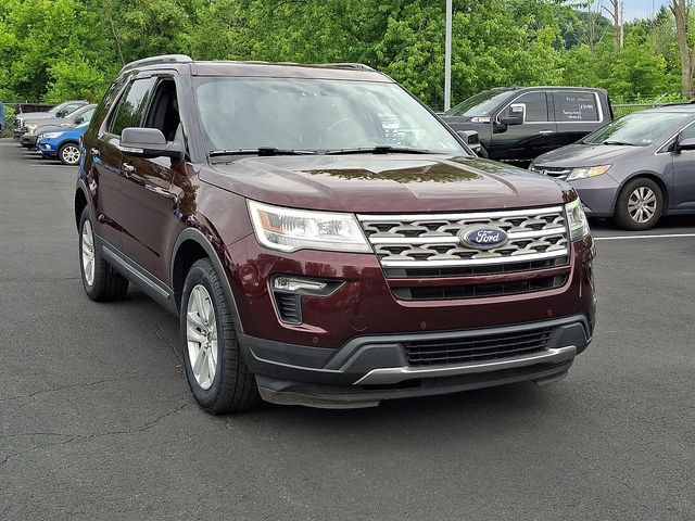 Certified 2018 Ford Explorer XLT w/ Equipment Group 202A AWD/4WD image 2