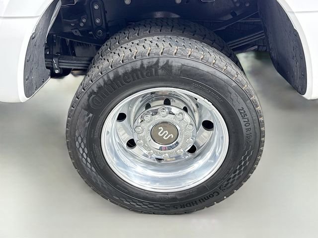 Certified 2025 Ford F450 King Ranch w/ Chrome Package image 37