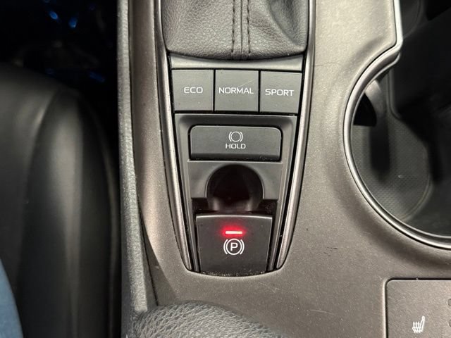 Used 2021 Toyota Camry XSE FWD image 31