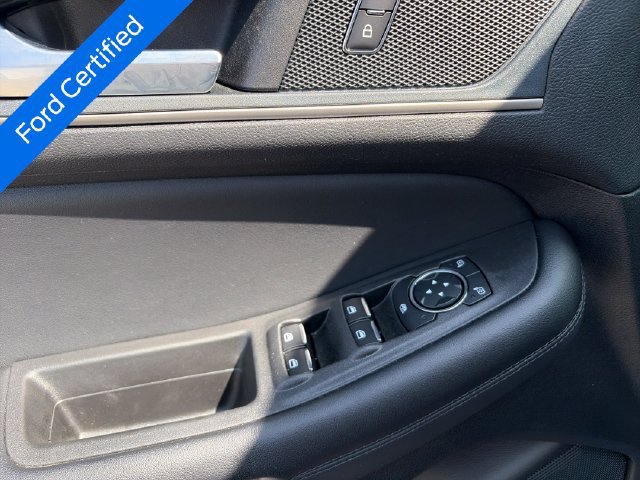 Certified 2024 Ford Edge SEL w/ Convenience Package AWD/4WD image 12