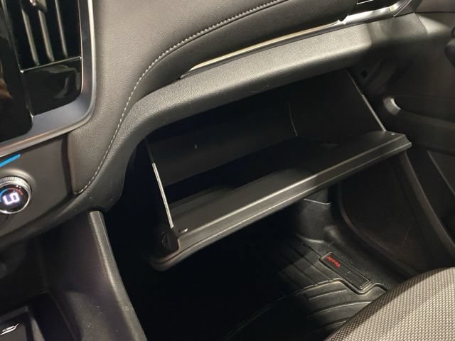 Used 2022 Chevrolet Traverse LT w/ LPO, Floor Liner Package AWD/4WD image 37