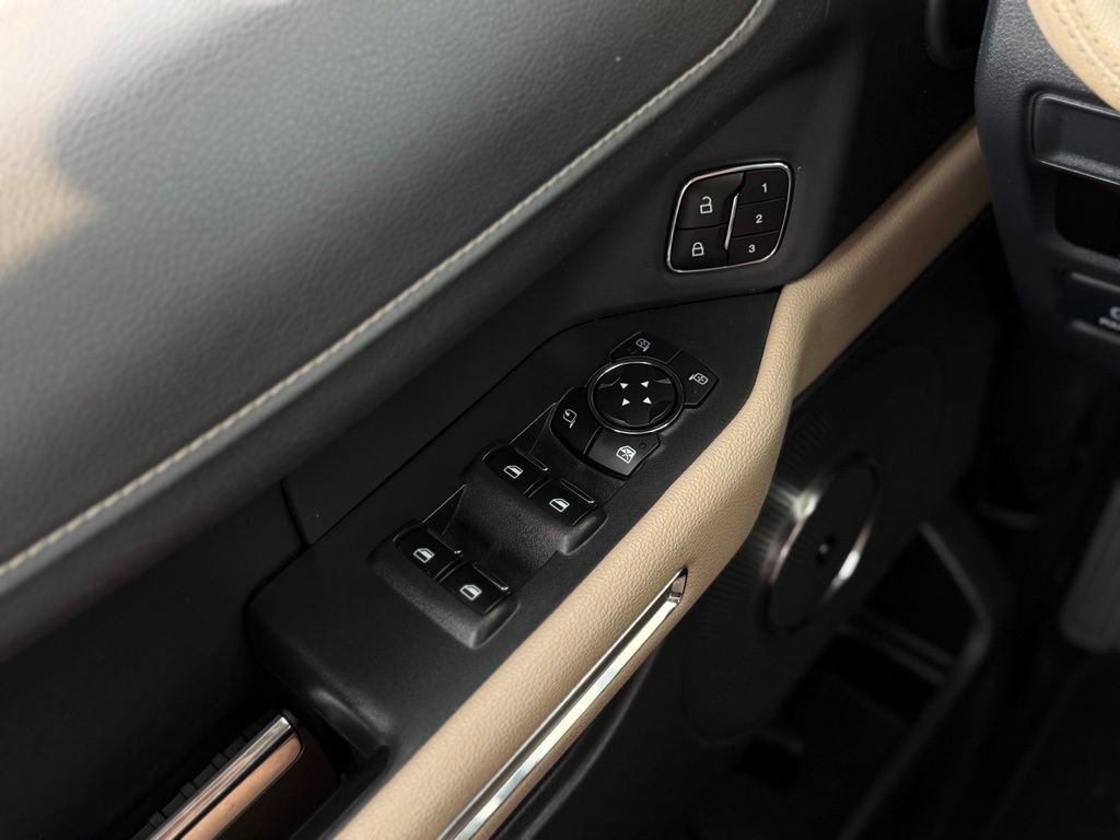 Certified 2023 Ford Expedition Limited AWD/4WD image 30