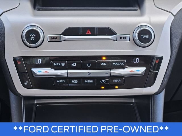 Certified 2021 Ford Explorer XLT w/ Equipment Group 202A RWD image 28