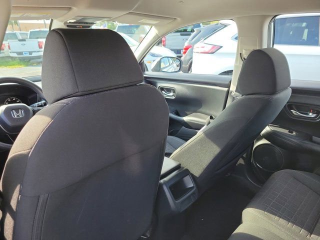 Used 2023 Honda HR-V LX image 16