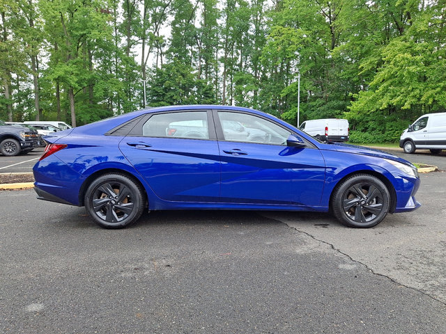 Used 2023 Hyundai Elantra SEL FWD image 12