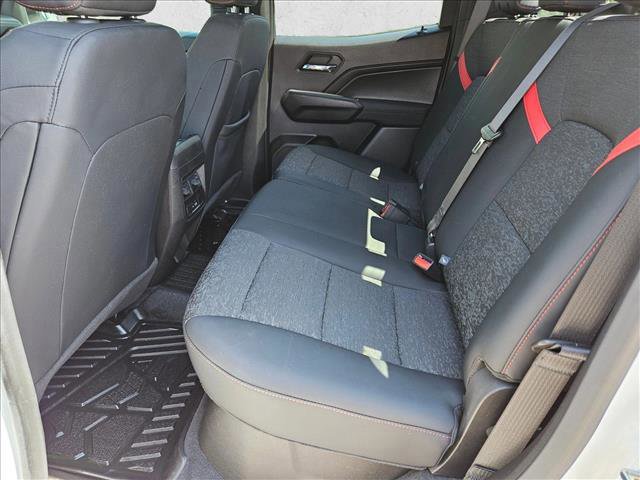 Used 2023 Chevrolet Colorado Z71 w/ Z71 Convenience Package 2 image 17