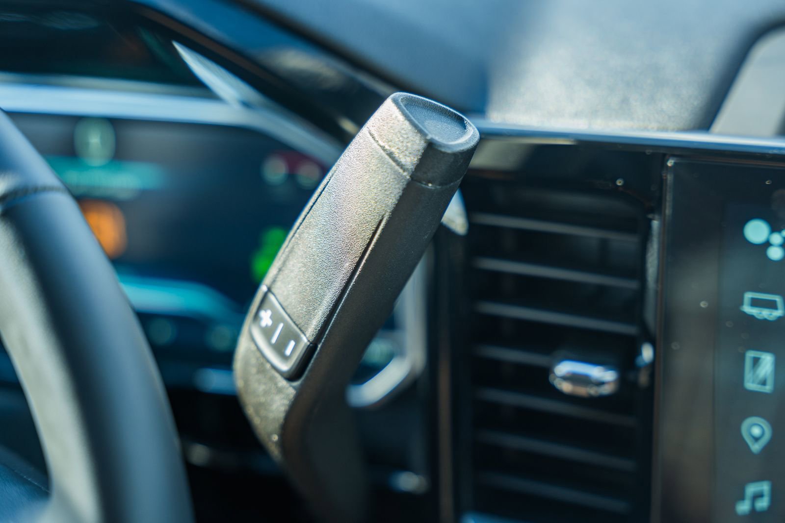 Used 2024 Chevrolet Silverado 3500 High Country w/ High Country Premium Package image 41