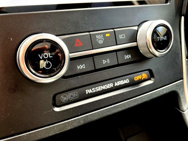 Certified 2024 Ford Edge SEL w/ Convenience Package image 16