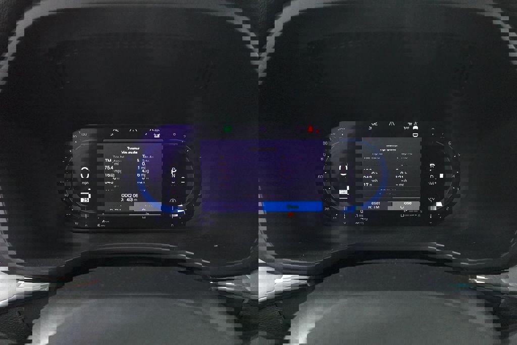 Used 2023 Volvo XC60 B5 Core image 15