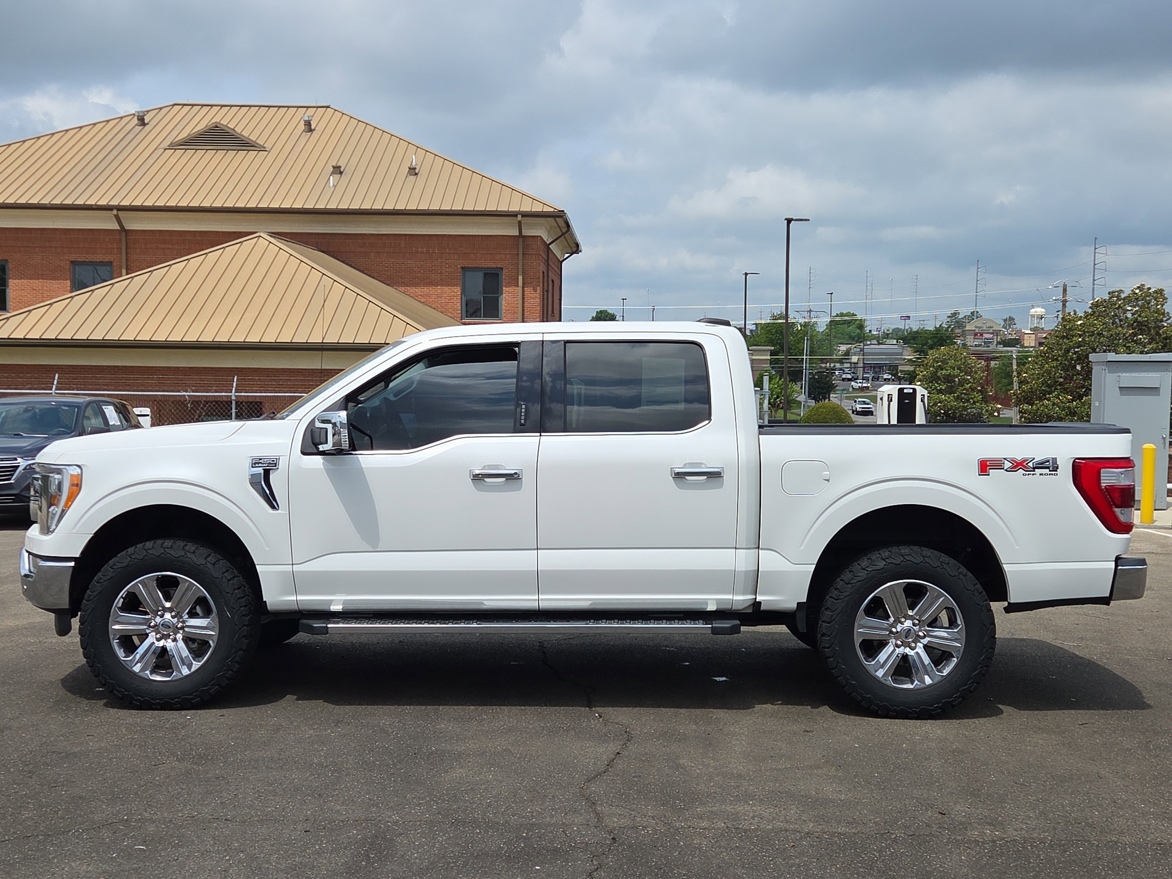 Certified 2021 Ford F150 Lariat AWD/4WD image 6
