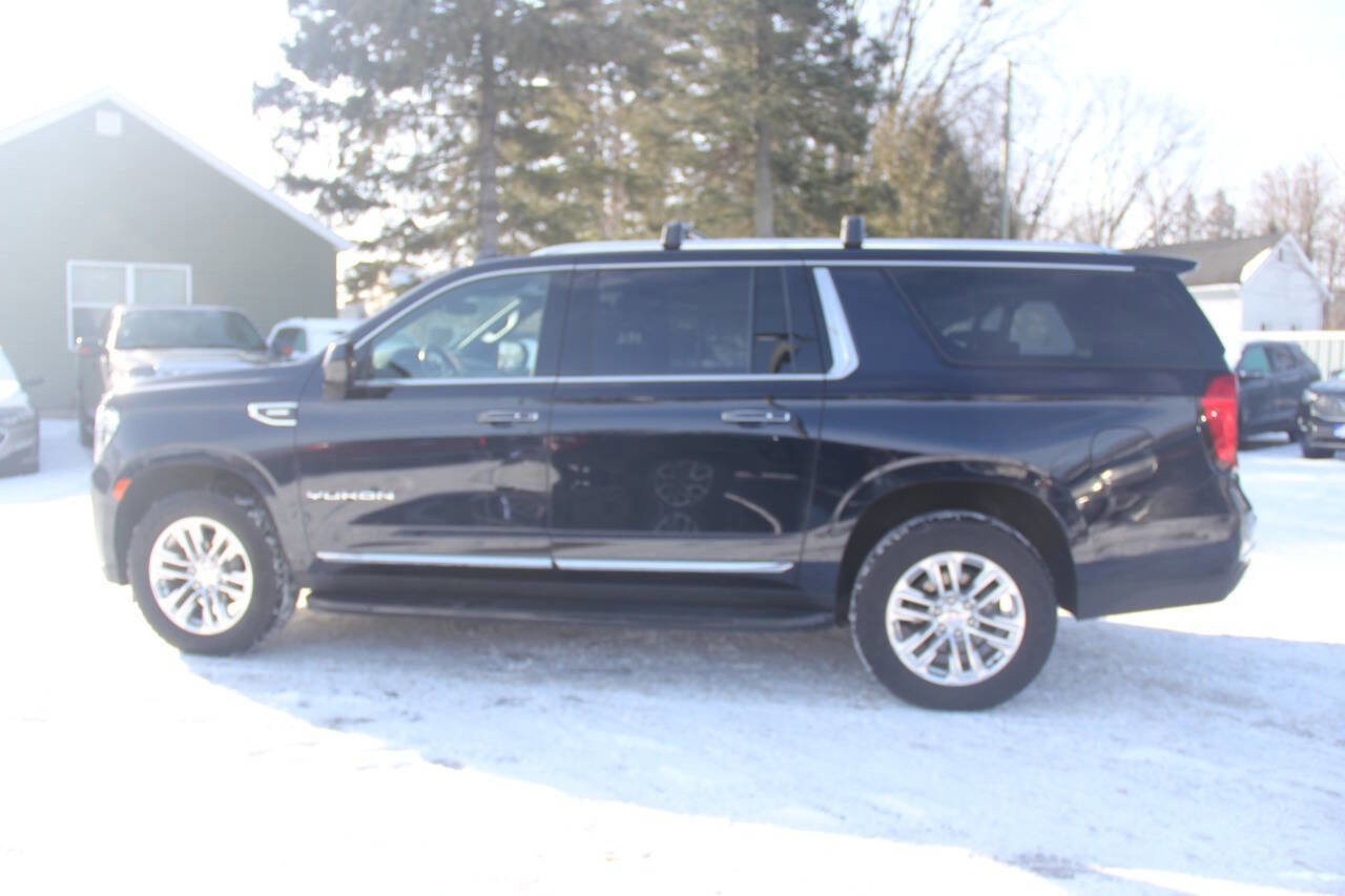 Used 2023 GMC Yukon XL SLT image 7