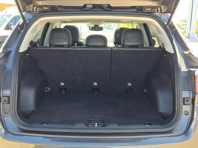 Used 2018 Jeep Compass Latitude w/ Popular Equipment Group AWD/4WD image 15