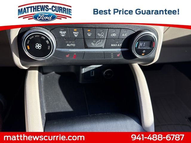 Certified 2020 Ford Escape SE image 18