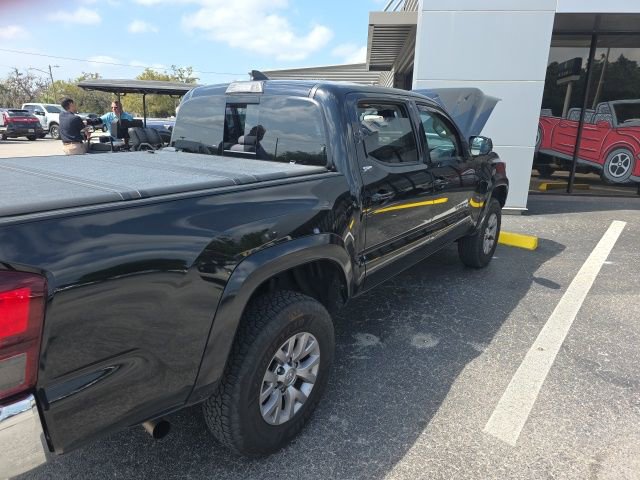 Used 2018 Toyota Tacoma SR5 image 1