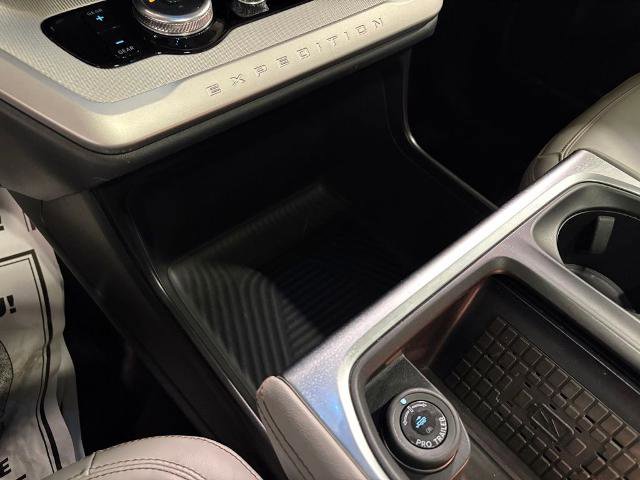 Certified 2025 Ford Expedition Active AWD/4WD image 15