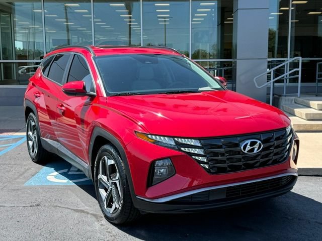Used 2023 Hyundai Tucson SEL w/ Convenience Package FWD image 2