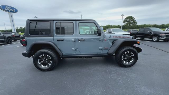 Used 2025 Jeep Wrangler Unlimited Rubicon AWD/4WD image 9