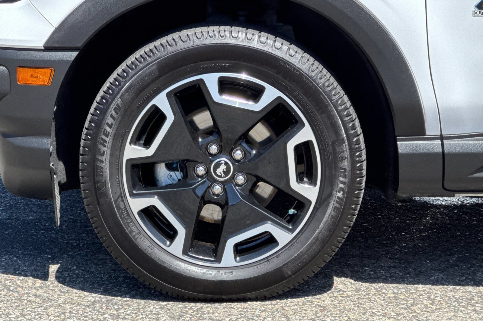 Certified 2024 Ford Bronco Sport Outer Banks AWD/4WD image 31