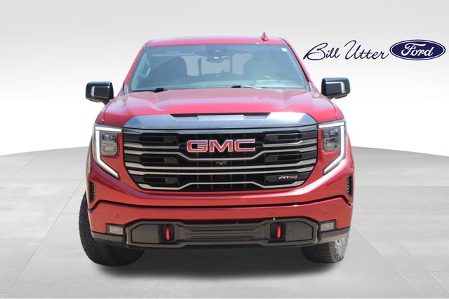 Used 2023 GMC Sierra 1500 AT4 w/ AT4 Premium Package AWD/4WD image 2