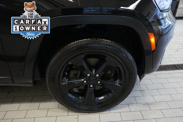 Used 2023 Jeep Grand Cherokee L Laredo image 15