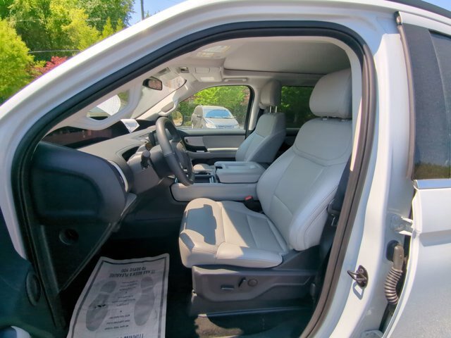 Certified 2025 Ford Expedition Max Active AWD/4WD image 16