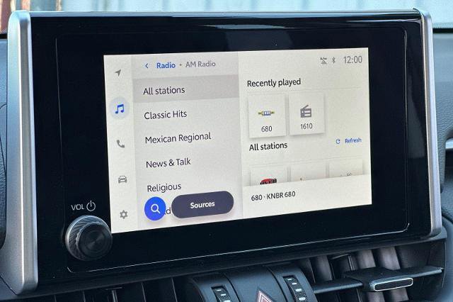 Used 2024 Toyota RAV4 XLE Premium image 15