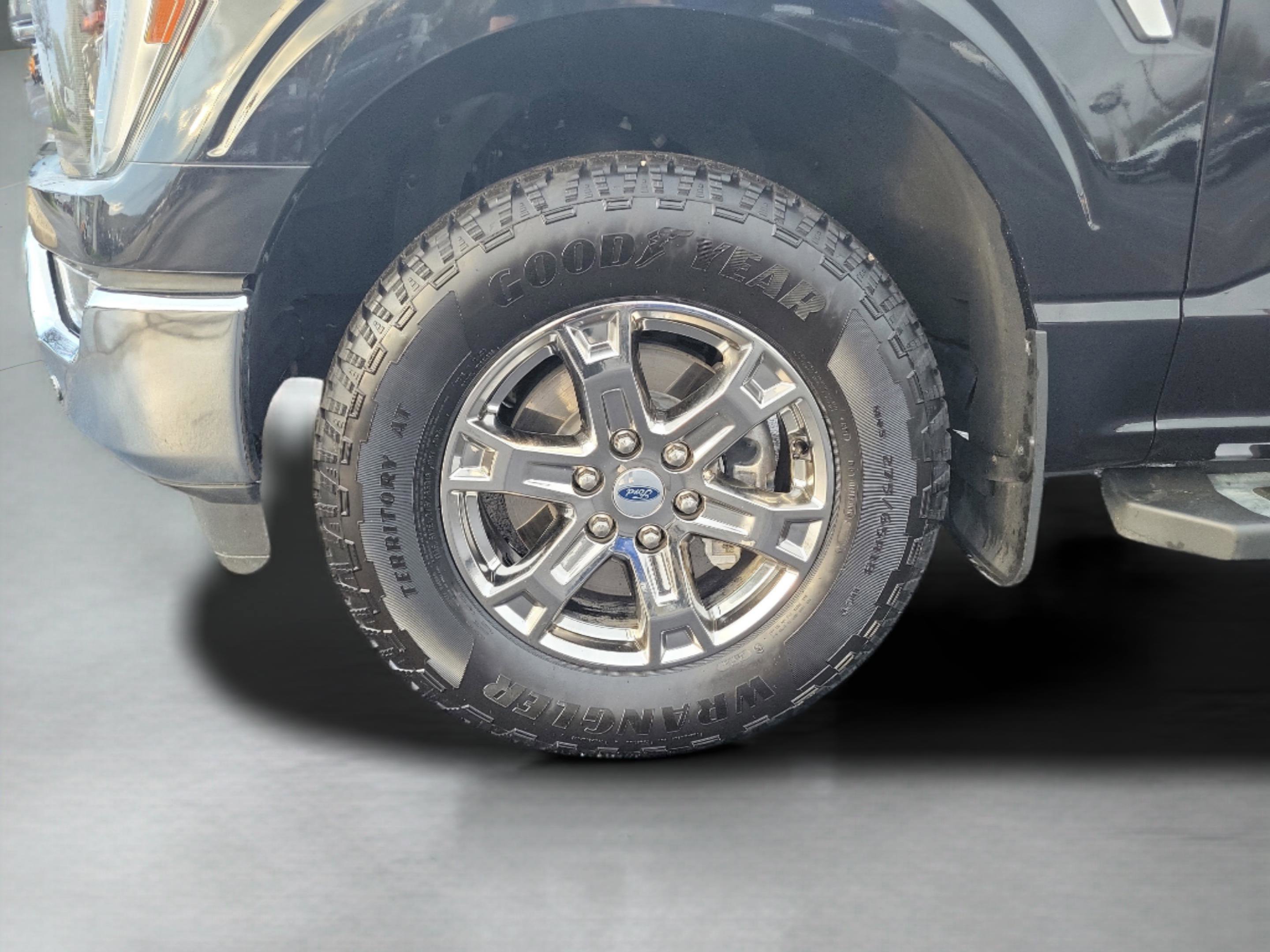 Certified 2022 Ford F150 Lariat w/ Equipment Group 502A High image 7