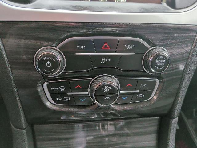 Used 2022 Chrysler 300 Touring w/ Sport Appearance Package image 24