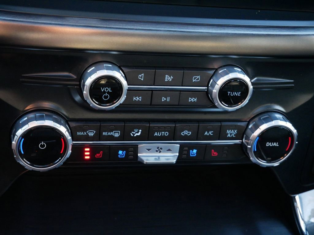 Certified 2023 Ford F150 Lariat w/ Equipment Group 502A High image 23