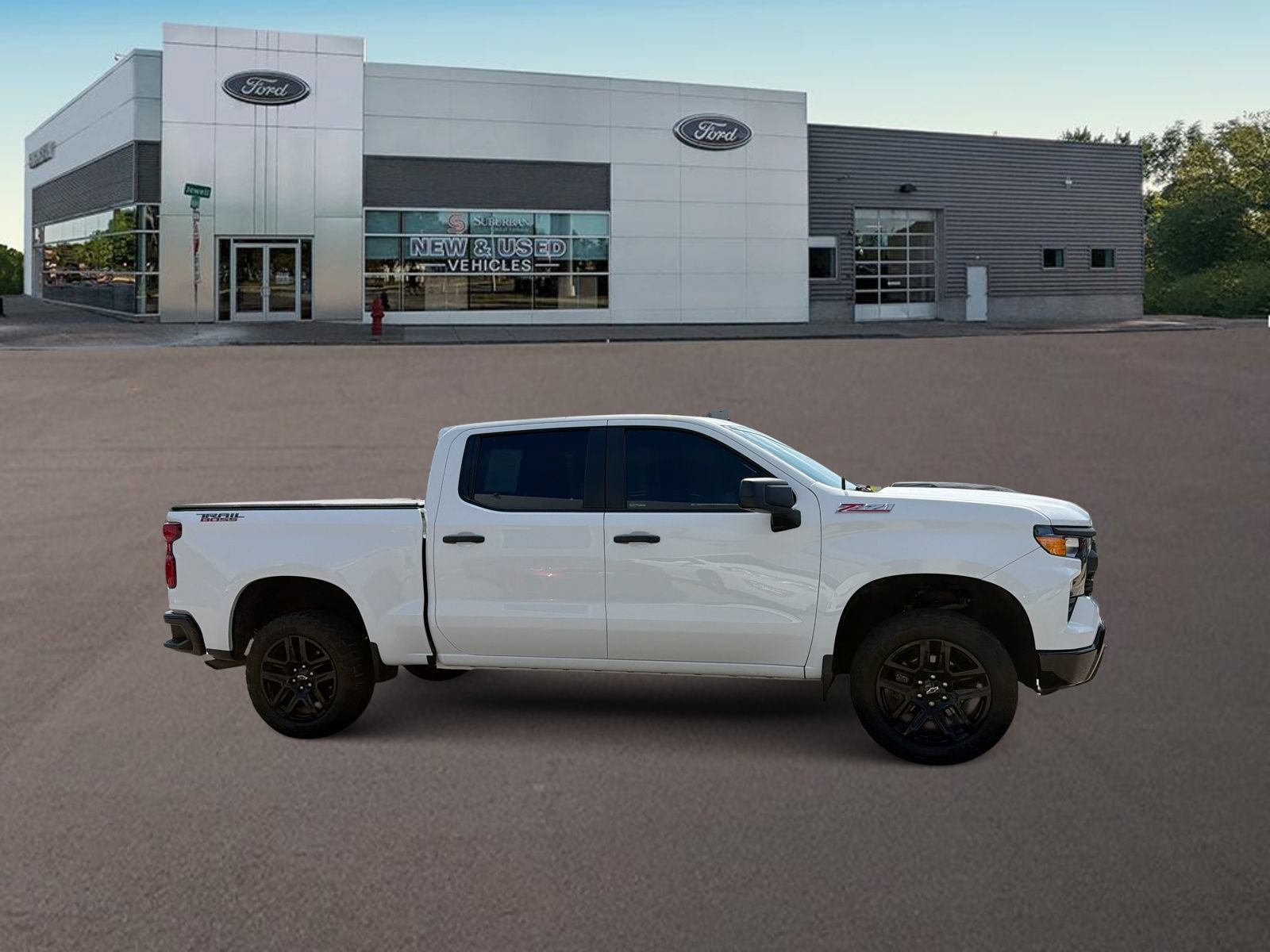 Used 2022 Chevrolet Silverado 1500 Custom Trail Boss AWD/4WD image 12