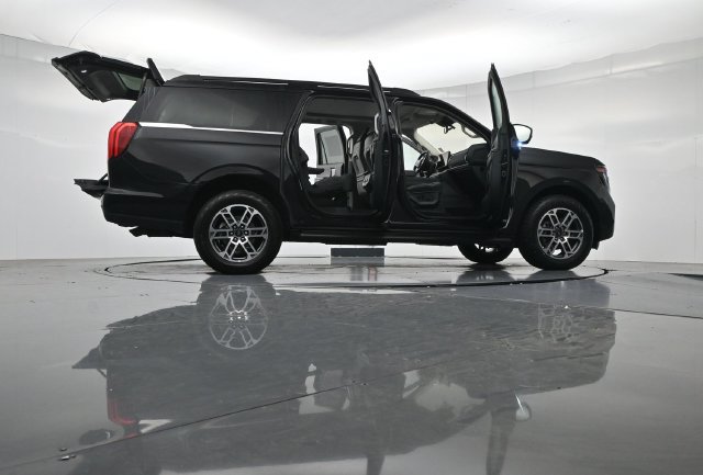 Certified 2025 Ford Expedition Max Active AWD/4WD image 57