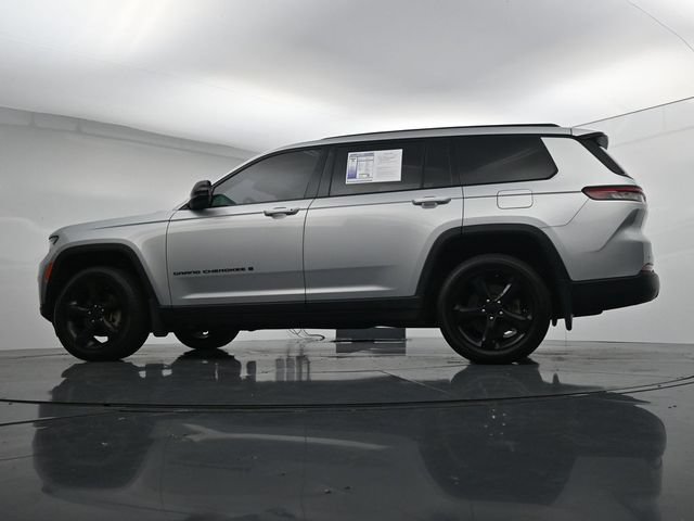 Used 2023 Jeep Grand Cherokee L Altitude AWD/4WD image 35