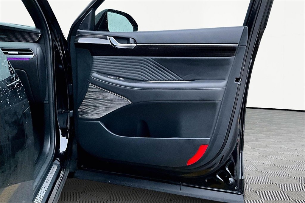 Used 2025 Hyundai Palisade Calligraphy image 24