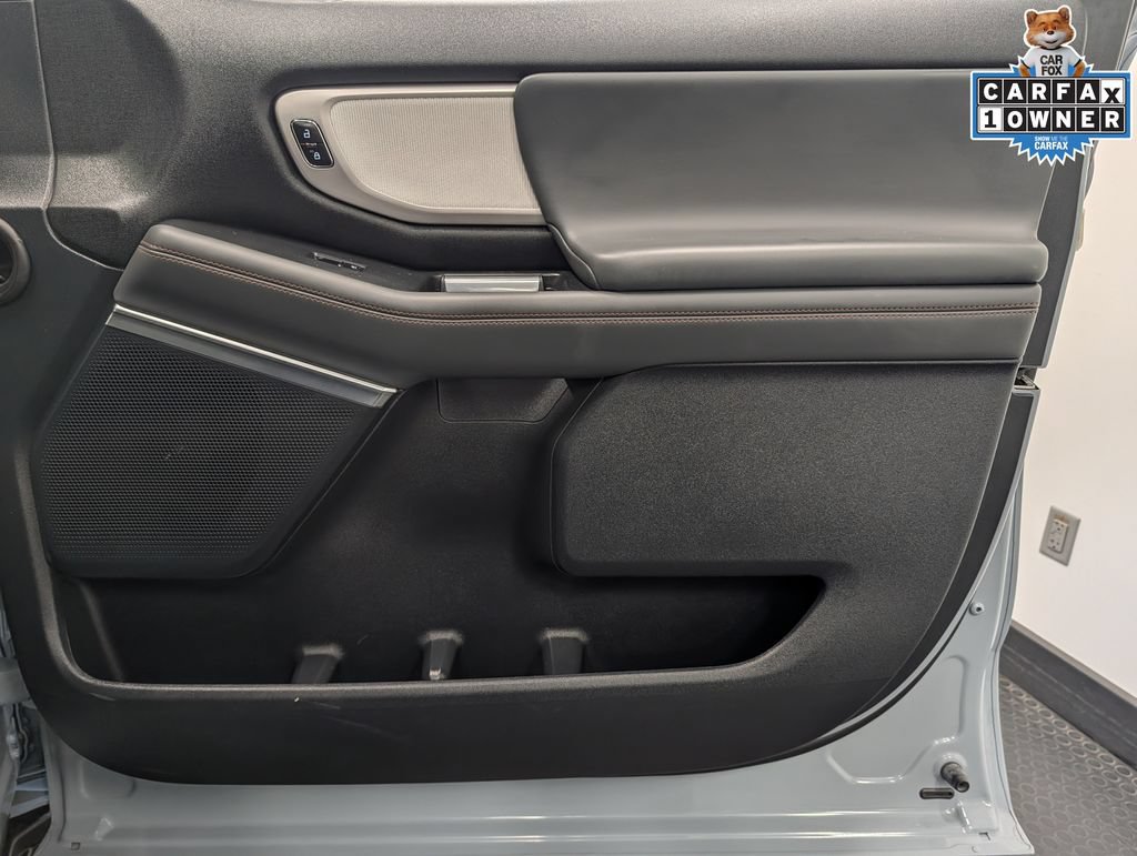Certified 2025 Ford Expedition Active AWD/4WD image 32