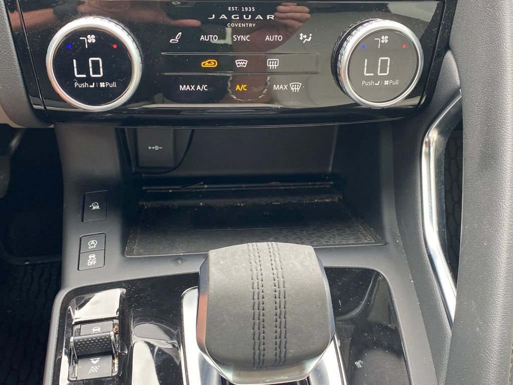 Used 2023 Jaguar E-PACE SE AWD/4WD image 18