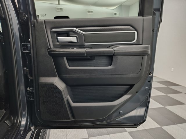 Used 2025 RAM 2500 Big Horn AWD/4WD image 29