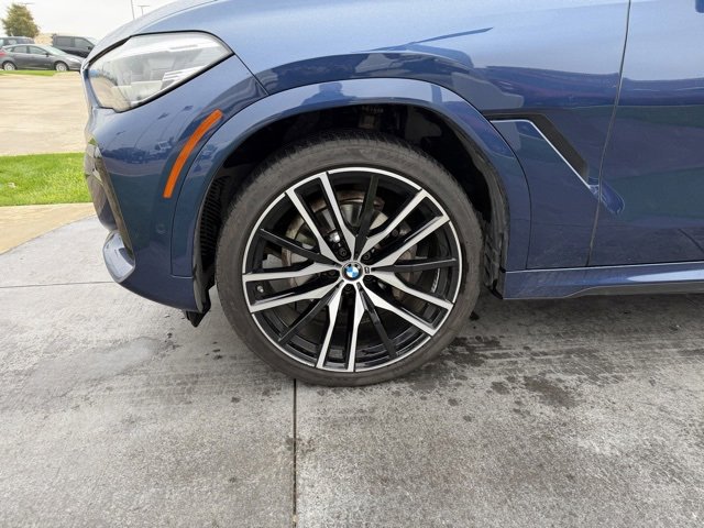 Used 2023 BMW X6 xDrive40i w/ M Sport Package image 4