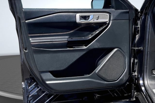 Certified 2023 Ford Explorer ST-Line w/ Class IV Trailer Tow Package RWD image 23
