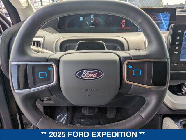 Certified 2025 Ford Expedition Max Active AWD/4WD image 13
