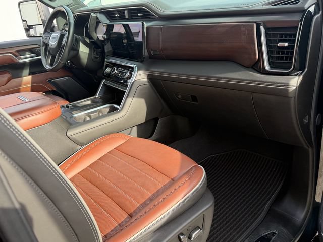 Used 2024 GMC Sierra 2500 Denali Ultimate AWD/4WD image 17