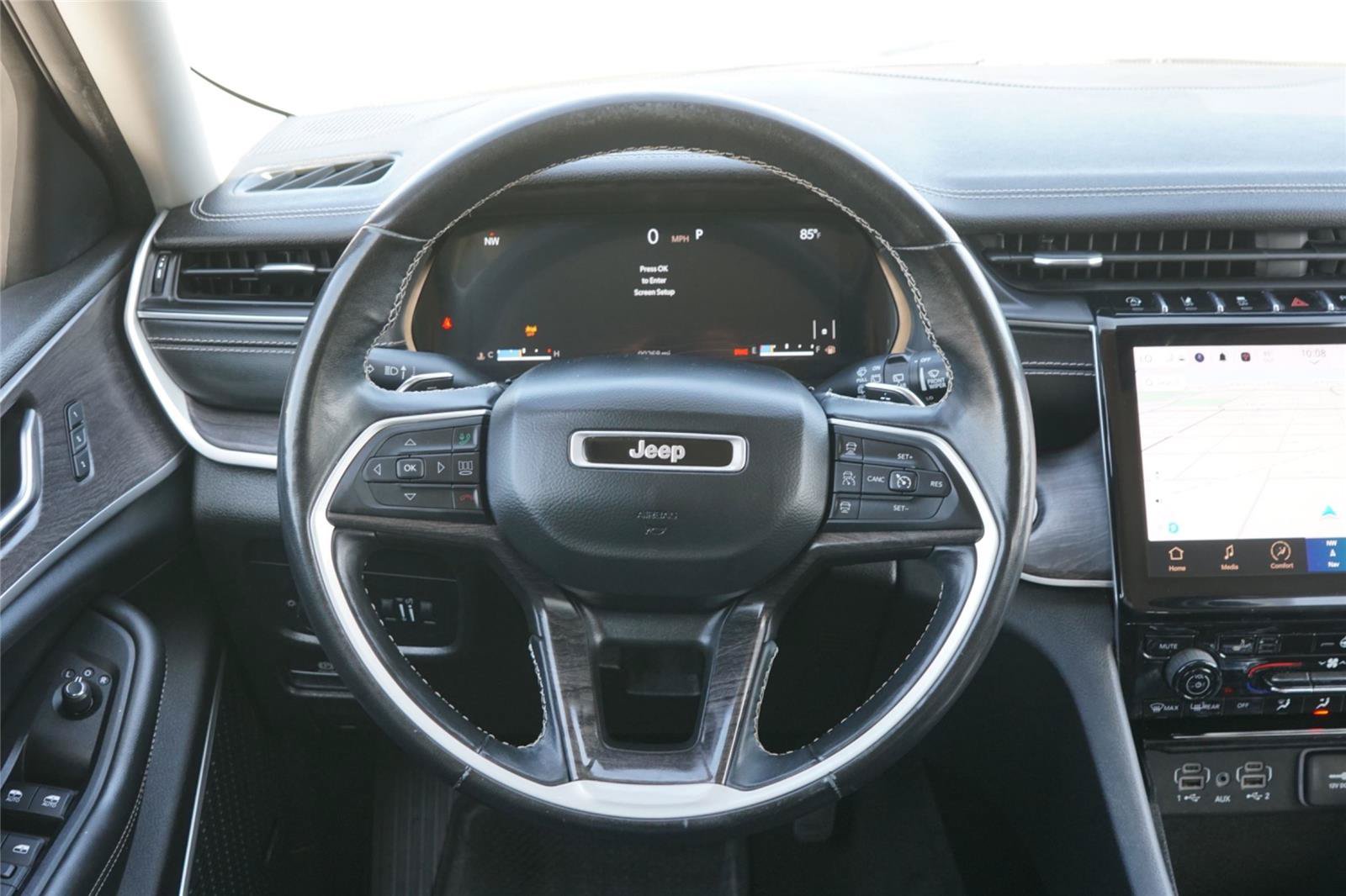 Used 2021 Jeep Grand Cherokee L Limited AWD/4WD image 25