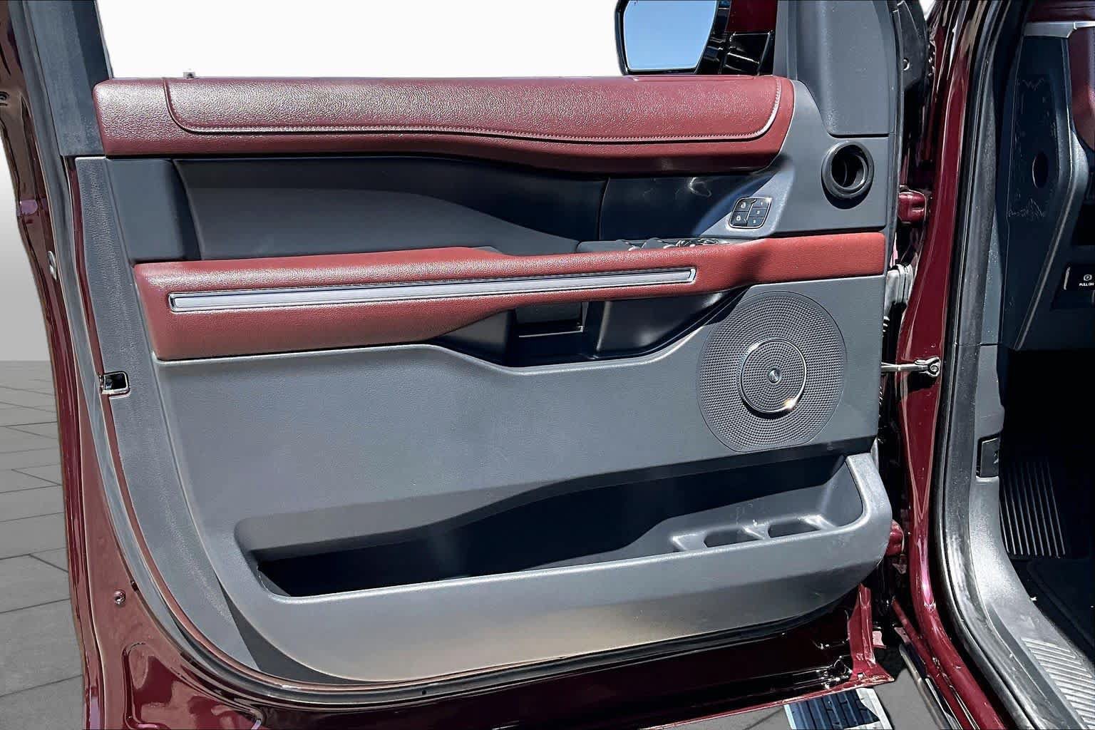 Certified 2023 Ford Expedition Limited AWD/4WD image 21