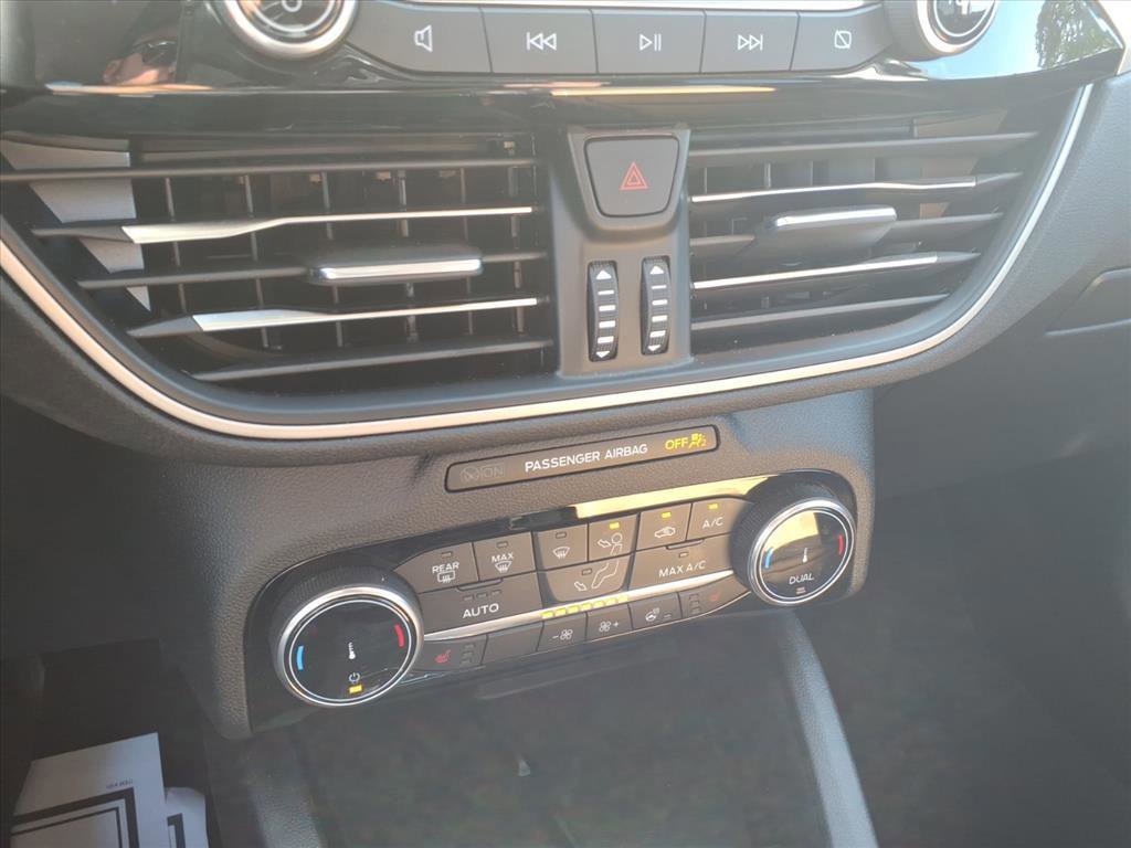 Certified 2022 Ford Escape SEL w/ Technology Package image 21