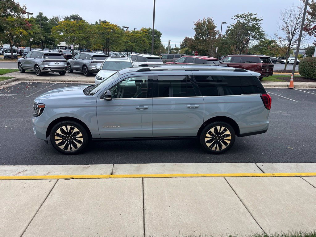 Certified 2025 Ford Expedition Max Platinum w/ Driver's Package AWD/4WD image 6
