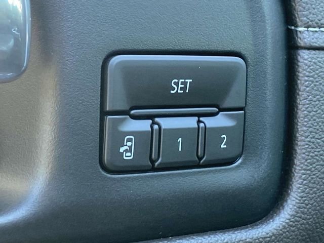 Used 2020 GMC Sierra 1500 SLT w/ SLT Premium Plus Package image 22
