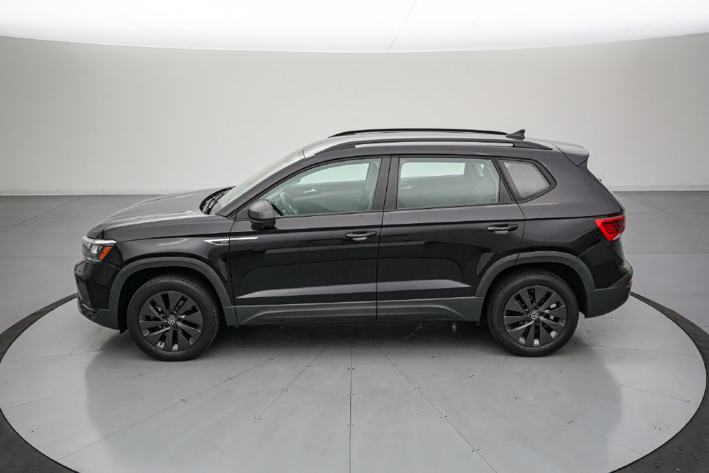 Used 2023 Volkswagen Taos S FWD image 7