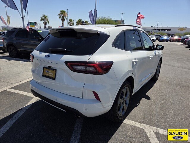 Certified 2024 Ford Escape ST-Line w/ Tech Pack #1 FWD image 7