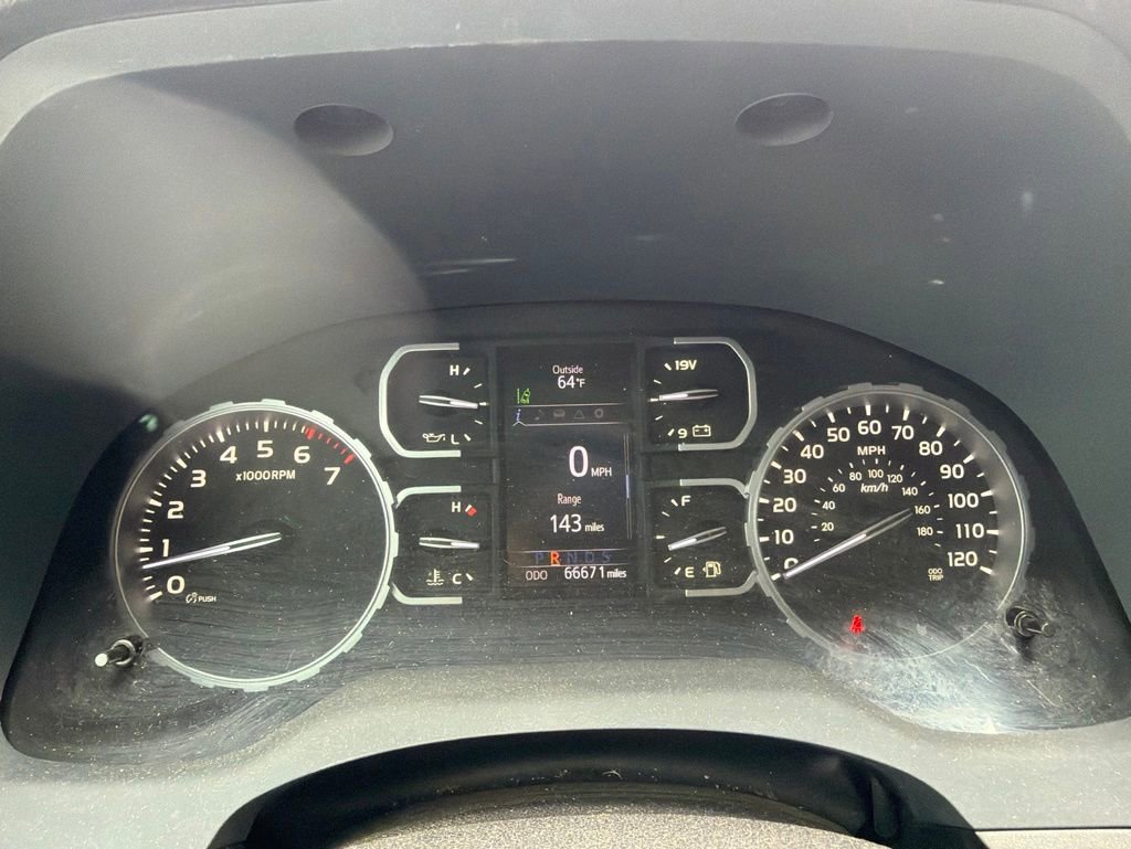 Used 2020 Toyota Tundra SR5 w/ SR5 Upgrade Package AWD/4WD image 21