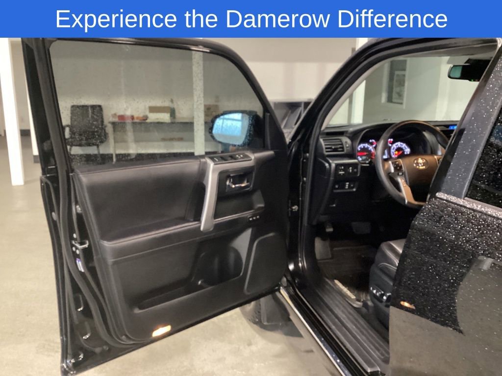 Used 2022 Toyota 4Runner Limited image 10
