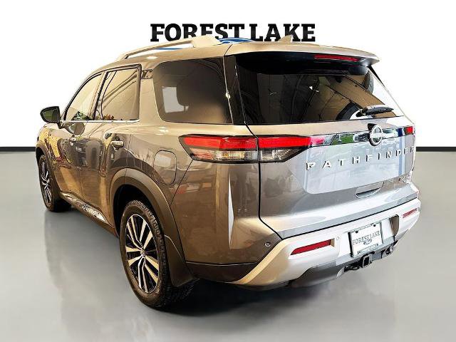 Used 2023 Nissan Pathfinder Platinum AWD/4WD image 5